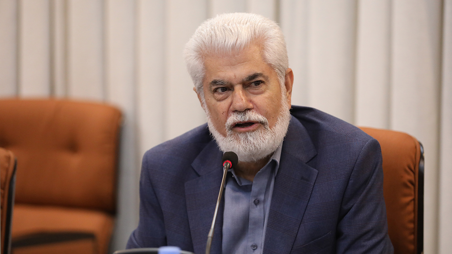 حسینعلی-شهریاری_4