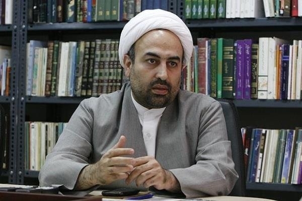 حجت الاسلام زائری: مسائل اخلاقی عراقیها در مشهد دروغ نیست، اما بزرگنمایی غیرواقعی آن هدفدار است
