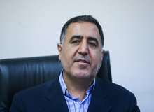 نمی‌توان جوان معترض ۱۸ ساله را اراذل و اوباش نامید/  این جوان متولد نیمه دوم انقلاب است/ واقعیت این است که مجلس در جریان افزایش قیمت بنزین نبود
