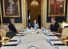 مذاکرات دوجانبه باقری و مورا در هتل کوبورگ وین آغاز شد
