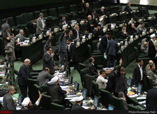 نمایندگان با دوفوریت طرح تعویق کنکور سراسری مخالفت کردند