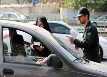  دادستان نظامی استان تهران: با بی حجابی در خودرو برخورد می شود