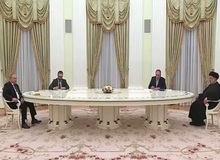 دلیل انتشار فیلم بدرقه توهین آمیز ابراهیم رئیسی در کاخ کرملین توسط شبکه ۱ روسیه چه بود؟/ فیلم بدرقه توهین آمیز رئیس جمهور در روسیه