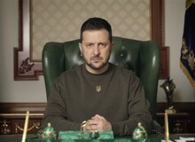 زلنسکی: روسیه می‌خواهد از کریسمس به عنوان پوششی برای توقف پیشروی ما در دونباس استفاده کنند و تجهیزات بیاورند / عقب‌نشینی مسکو از خاک ما، تنها راه توقف جنگ است