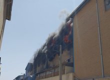 ۳ کارخانه در جاده دماوند در آتش سوخت