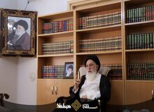  آیت الله علوی بروجردی: آیت الله وحید قائل به مرجعیت و حوزه مستقل هستند