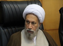 نماینده ولی فقیه در فارس: ارتباط  روحانیون و دانش آموزان موجب تربیت نسلی به پشتوانه انقلابی می شود