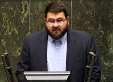 نماینده مجلس: از تصمیم مجلس برای سپردن پروانه وکالت به وزارت اقتصاد شرمسار هستم/  وکالت بقالی نیست که بدون تخصص، پروانه صادر کنید
