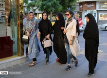  ارگان مطبوعاتی نزدیک به قالیباف: مواجه با حجاب با روش‌هایی مانند گشت ارشاد، نوعی ساده‌سازی است/نابسامانی اقتصادی تسهیل کننده پدیده بی حجابی سیاسی است