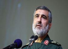 سردار حاجی زاده: آمریکا فرو خواهد ریخت