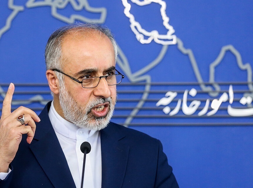 سخنگوی وزارت خارجه در واکنش به بیانیه سه‌کشور اروپایی: ایران در دفاع از حاکمیت و امنیت ملی خود قاطع و مصمم است/ در استفاده از حقوق شناخته خود از کسی اجازه نمی‌گیریم