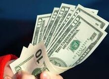 بررسی نرخ دلار در مرداد/ بیشترین نرخ ۳ هزار و ۸۳۲ تومان