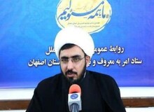گماشتن مربی «غیر‌مسلمان» بالای سر دختران مسلمان خلاف قرآن است +عکس