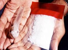 مصرف «شیشه»  در ایران صعودی شد/ تجارت "شیشه" با صنعت خودروسازی برابری می کند