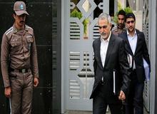 حسین فریدون پس از تحمل یک روز حبس، به مرخصی آمد