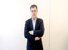 احمد نقیب‌زاده: شاه تعهد بین‌المللی داشت که جلوی کمونیسم را بگیرد و به همین دلیل به نیروهای مذهبی میدان داد/  استقرار نظم ضرورت بیشتری نسبت به دموکراسی دارد/ دولت را هرچه بیشتر بترسانیم، سخت‌گیرتر می‌شود