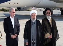 روحانی: برای دیدار و گفتگو با مردم زلزله‌زده به آذربایجان آمده‌ام/ بررسی روند کمک‌رسانی به زلزله‌زدگان با حضور رئیس‌جمهور