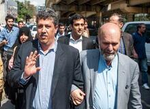 مهدی هاشمی از کشور فرار نکرده است / موکلم آماده بازگشت به زندان است 