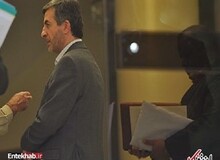 دلیل عدم حضور مشایی در دادگاه/ قاضی پرونده صراحتاً به آقای مشایی گفته‌اند که دادگاه به صورت غیر علنی برگزار می‌شود
