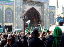 یک منبع در کنسولگری ایران در کربلا: تنها یک زائر ایرانی مجروح شده در حادثه کربلا در بیمارستان بستری است / چند مجروح دیگر سرپایی درمان و مرخص شدند
