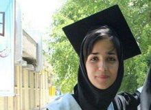 ارگان رسانه‌ای نزدیک به سپاه: چگونه با این نوع پوشش، به لیلا حسین‌زاده اجازه دفاع دادند؟