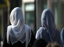 دادگاه بلژیک ممنوعیت استفاده از روسری برای دانش‌آموزان را لغو کرد
