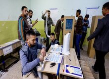 نتایج نهایی انتخابات پارلمانی عراق اعلام شد؛ در بغداد ۱۵ کرسی به ائتلاف بازسازی و توسعه به رهبری السودانی، ۱۰ کرسی به حزب تقدم به رهبری محمد حلبوسی و ۱۰ کرسی به ائتلاف قوی الدوله به رهبری سید عمار حکیم رسید