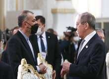 توهین وزیر خارجه روسیه به امیر عبدالهیان+فیلم/ لاوروف:ظاهرا نمی‌خواستی از ماشین پیاده بشی، منتظر چی بودی؟