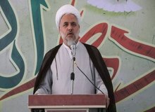 امام جمعه ساوه: «عنکبوت مقدس» ، به دنبال قداست شکنی از مقدسات است