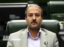 داریوش قنبری: تحریم‌ها دستپخت دولت «احمدی نژاد» بود/ دولت روحانی عملکرد خوبی داشت
