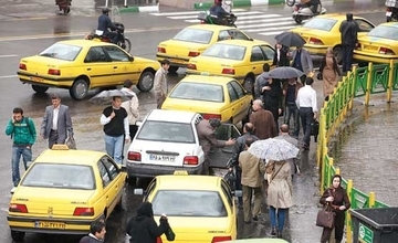 تردد از خط ویژه چمران برای تاکسی‌ها و ون‌ها مجاز شد