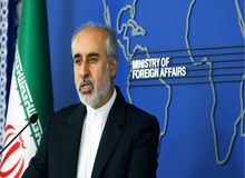 ایران: فرانسه از توسل به خشونت علیه معترضان دست بردارد
