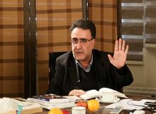 اتهامات کیهان برای تاجزاده: هم خائن است، هم در خدمت سرویس های اطلاعاتی غرب/باید چندسال زندان برود