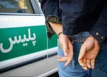 روایت دادستان فارس از قتل ۴ نفر در خیابانی در شیراز: جوانی که ظاهراً از کسبه خیابان منوچهری شیراز است وارد ساختمان در حال ساختی در نزدیکی محل کسب خود شده و ضمن درگیری با سلاح سرد کارگر ساختمان را مضروب می‌کند