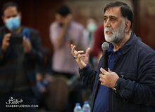 آجورلو: وزارت دفاعی‌ها گفتند چون چند دختر عکس گرفته‌اند به شما زمین نمی‌دهیم/ مجبور شدم درِ خانه ارامنه بروم