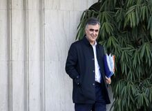 فرزین: بانک آینده ادغام نشد، منحل شد/ نحوه فروش سهام سهامداران اعلام‌می‌شود