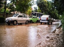 بارش شدید، رگبار و تگرگ در تهران و دیگر استان‌ها/ اخطاریه هواشناسی: سیل و آبگرفتگی معابر
