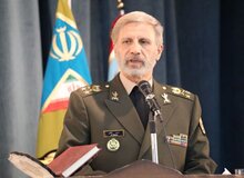 فرمانده کل ارتش: راهی جز قوی شدن نداریم