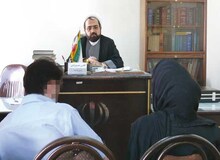 زن در ماشین شوهرش میکروفون کار گذاشت؛ مچ خانم دکتری را که با همسرش رابطه داشت گرفت