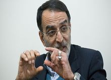 فراکسیون ولایی در حال متحد شدن برای رای دادن به لاریجانی است/ احتمالاً به لاریجانی رای خواهم داد