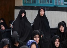 فاطمه هاشمی: می ترسند اسرار نظام را منتشر کنیم