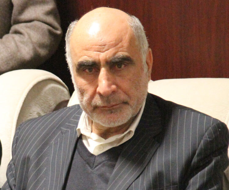 کریمی‌اصفهانی: تفکر احمدی‌نژادی بین اصولگرایان منفور است/ باید از گروه‌های افراطی اعلام برائت کنیم