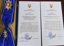 حمایت ضمنی تاجیکستان از جبهه مقاومت/ همزمان با محاصره پنجشیر؛ شهید احمد شاه مسعود نشان «اسماعیل سامانی» گرفت