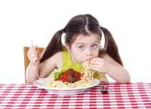 اگر سریع غذا می‌خورید، این مطلب را حتما بخوانید