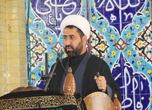 حمله تند یک امام جمعه به امیرحسین ثابتی نماینده مجلس: نماز جمعه بی صاحب نیست که یک مجری تلویزیونی با پشتوانه رای اندک، تریبون مجلس را نردبان کرده به آن بتازد