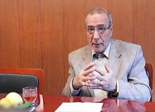 آیا سفارتخانه‌ها، جزو خاک کشور مهمان محسوب می‌شوند؟/ یک دیپلمات باسابقه: به کارگیری عبارت خاک یا سرزمین به معنای حق مصونیت است/جنجال بر سر حضور یک خبرنگار بدون حجاب در سفارتخانه ایران، یک بلاهت سیاسی است