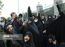 خبرنگار: FATF چیست؟ معترض: نمی‌دانم! حرف لاریجانی برای ما ملاک نیست
