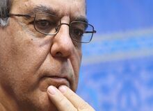  عباس عبدی: دعا کنیم ترامپ برگردد
