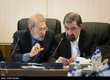 اقامت فرزند «علی لاریجانی» در آمریکا و سلامت «محسن رضایی» باعث تاخیر اعلام نتایج صلاحیت ها توسط شورای نگهبان شد