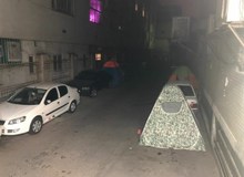 چادرخوابی همراهان بیماران بیمارستان کودکان تهران+عکس